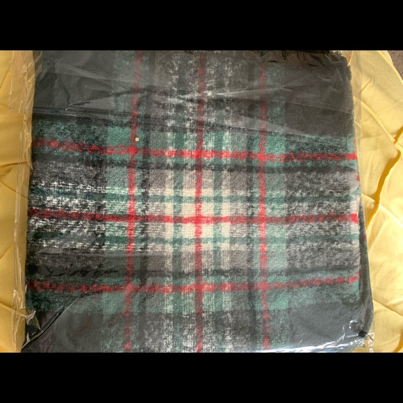 Scarf - Picture 2 of 2